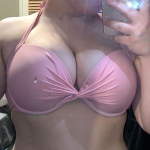 36 DD Aerie swim suit top